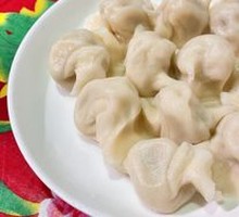 Sour Cabbage Pork Dumplings