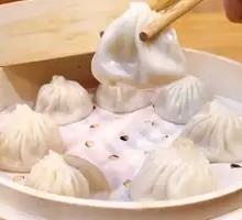 Bittercress and Pork Steamed Dumplings