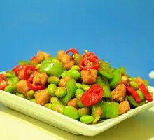 Green Soybeans and Chicken Rice Bowl