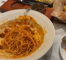 Classic Italian Meat Sauce Pasta