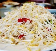 Spicy and Sour Mung Bean Sprouts