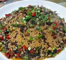 Sauce-drenched Rice Crackers