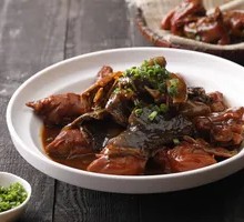 Pork Trotter and Turtle Stew