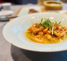 Yellow Pickled Cabbage with Fresh Shrimp