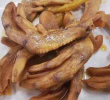 Garlic Duck Feet