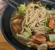 River Shrimp Noodles