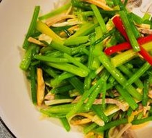 Three丝 Stir-fried Celery