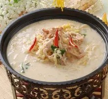 Sour Cabbage Pork Intestine Noodles