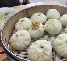 Bamboo Shoot Dried Pork Steamed Bun