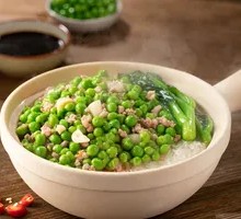 Green Bean and Minced Pork Clay Pot Rice