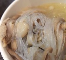 String Bean and Pig's Trotter Soup