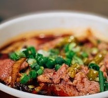 Sizzling Beef Wide Noodles