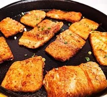 Pan-fried Glutinous Rice Fish