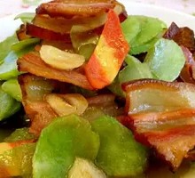 Preserved Pork with Lettuce Stir-fry