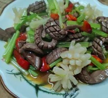 Squid and Pig Kidney Stir-fry