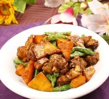 Stewed Pork Ribs with Green Beans
