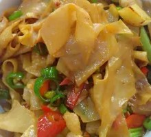 Preserved Meat Stir-fried Tofu Noodles