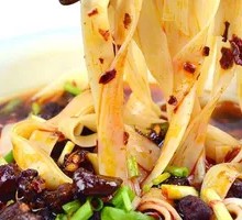 Lamb with Wide Noodles