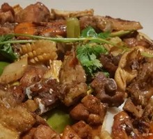 Dry Pot Frog and Chicken