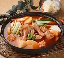 Preserved Duck and Lotus Root Hot Pot