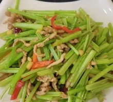 Celery and Tofu Skin Shredded Pork