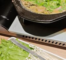 Sour Cabbage Beef Hot Pot