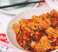 Spicy and Sour Squid Rolls