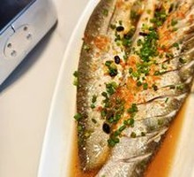 Bean-Flavored Steamed Big Catfish