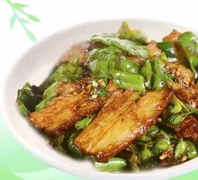 Mashed Pepper Stir-fried Pork Belly