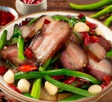 Stir-fried Garlic Greens with Preserved Pork