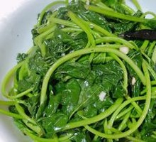 Stir-fried Sweet Potato Leaves