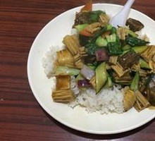 Fried Tofu Skin Braised Beef Rice Bowl