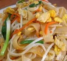 Stir-Fried Rice Noodles