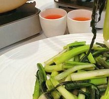 Stir-fried Watercress