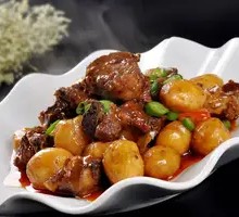 Braised Pork Ribs with Small Potatoes