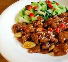Stir-Fried Tender Beef with Vegetables