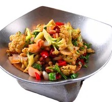 Spicy Stir-Fried Organic Cauliflower