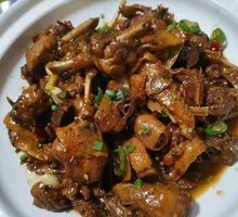 Brewed Duck in Clay Pot