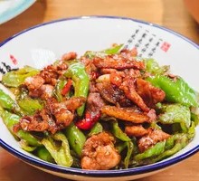 Garlic Shoot Stir-Fried Pork