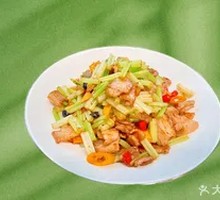 Juicy and Tender Local Piglet Stir-Fry