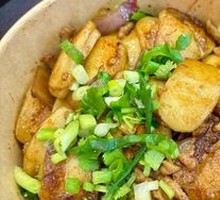 Stir-Fried Pork Noodles with Rice Cake