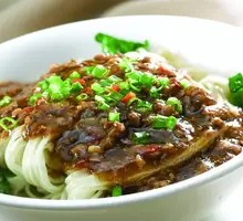 Zhajiangmian
