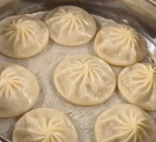三鲜汤包