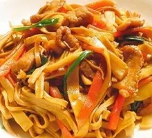 Stir-fried Tofu Skin and Pork Rice