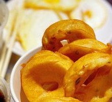 Fried dough snack