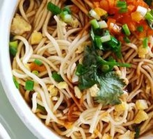 Hot Dry Noodles