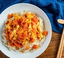 Tomato and Egg Noodles