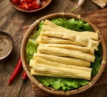 Fried Tofu Skin Braised Chicken