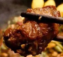 Stewed Pork Rib and Chicken Hand Pot