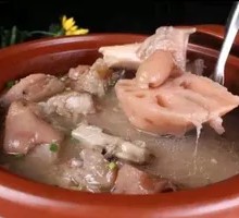 Special Clay Pot Lotus Root Soup